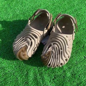 🧸🤎BRAND NEW Crocs Salehe x Bembury